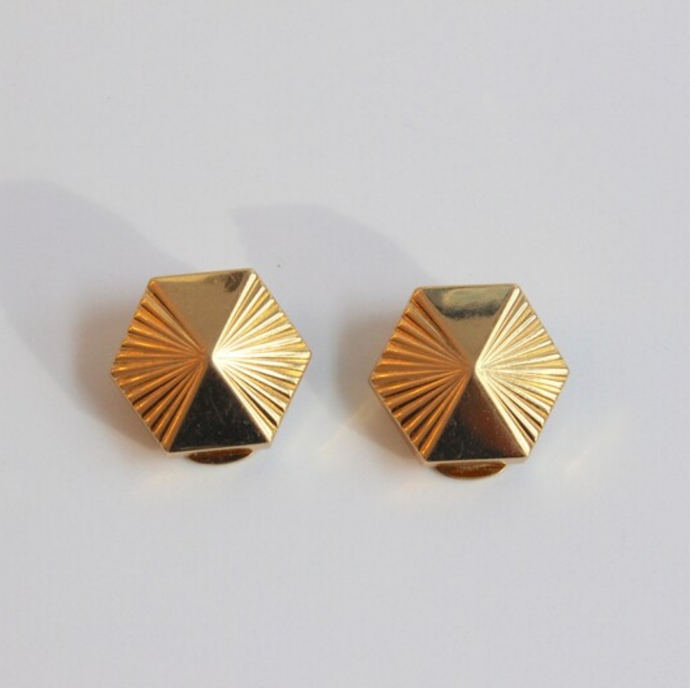 Christian Dior 1970s Vintage Clip-On Earrings